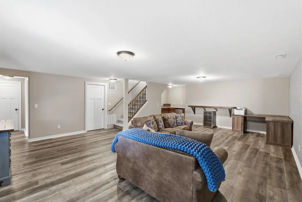 12612 E Cherry Creek Street Wichita KS 67207