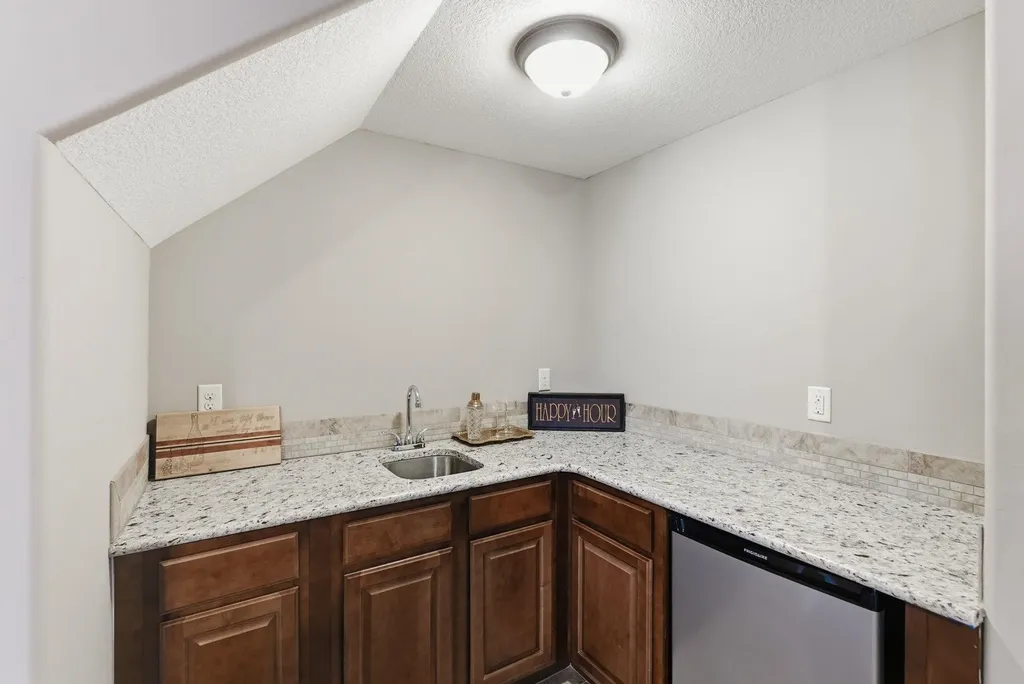 12612 E Cherry Creek Street Wichita KS 67207