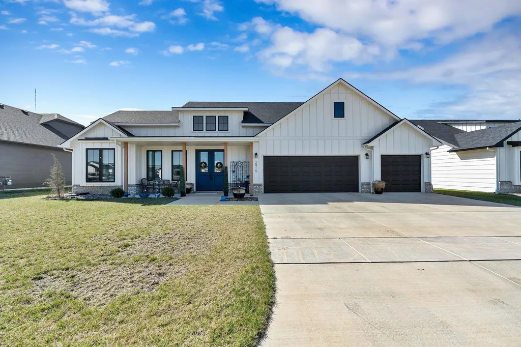2915 E Sunnyslope Park City KS 67219