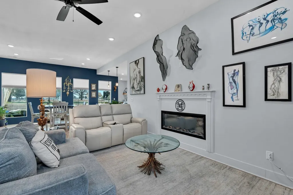 2915 E Sunnyslope Park City KS 67219