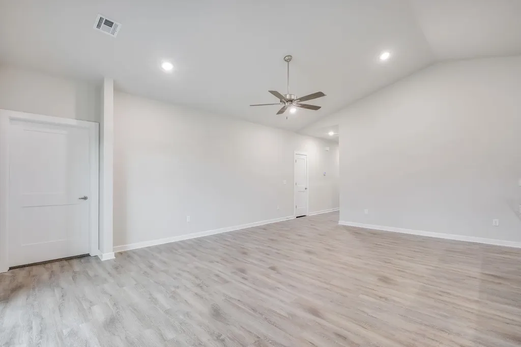 1794 W Redbud Lane Goddard KS 67052