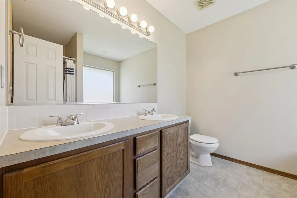 3505 N High Point Wichita KS 67205