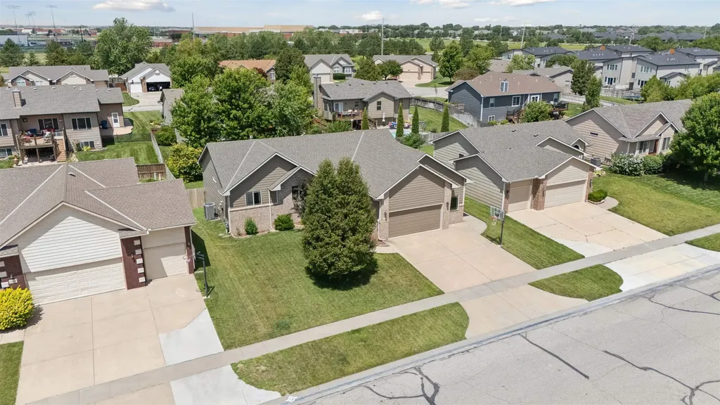 3505 N High Point Wichita KS 67205