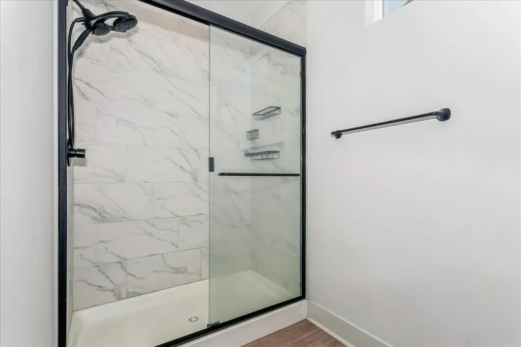 2807 E Sunnyslope Park City KS 67219