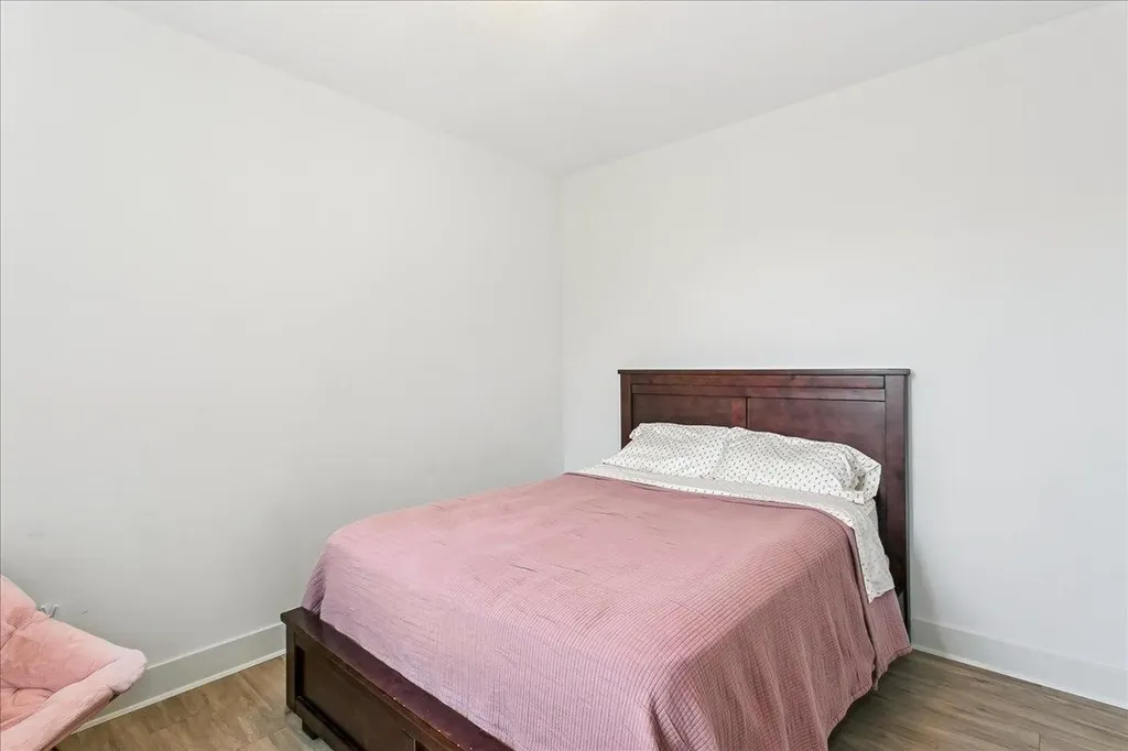 2807 E Sunnyslope Park City KS 67219