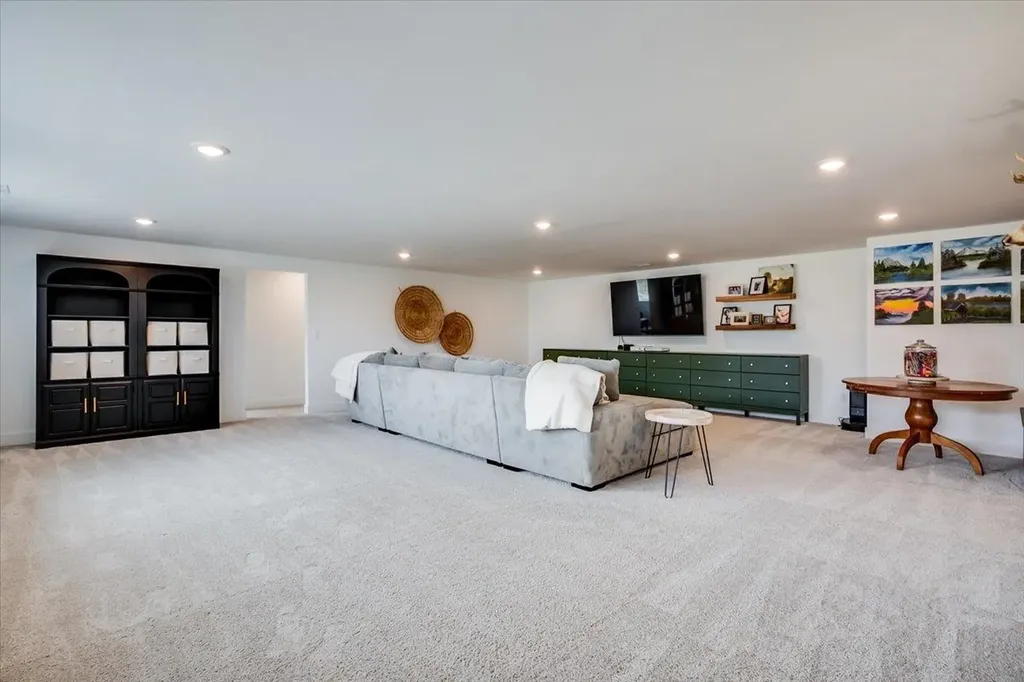 2604 N Pebble Andover KS 67002