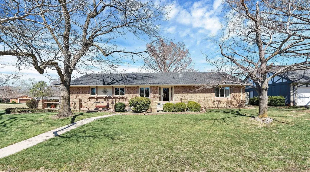 6902 E 14th Street N Wichita KS 67206