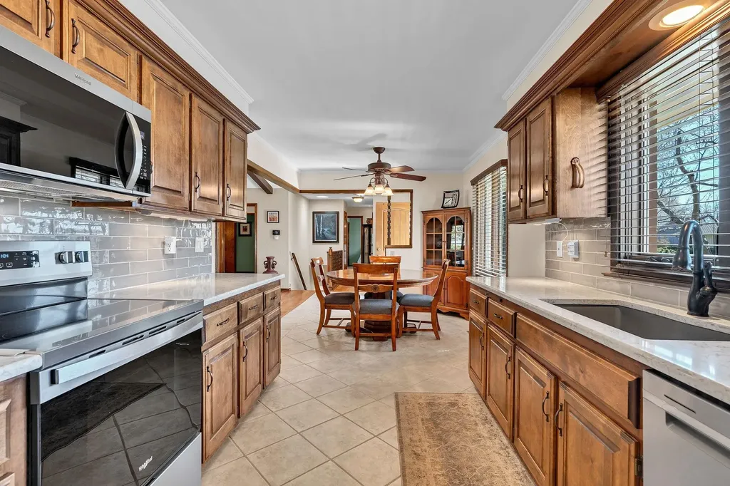 6902 E 14th Street N Wichita KS 67206