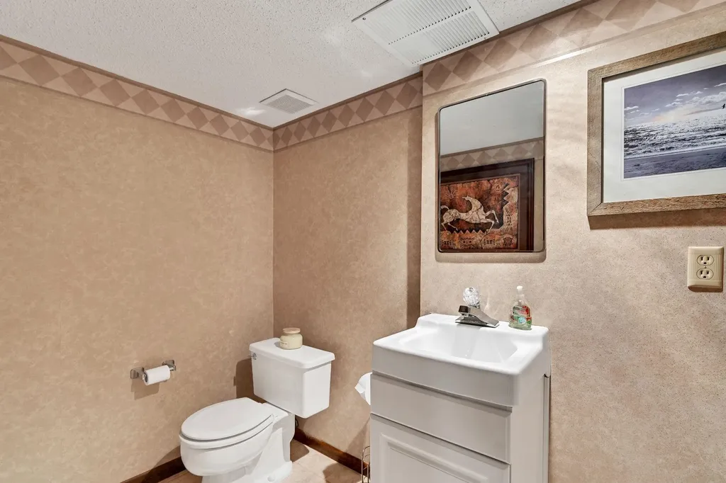 6902 E 14th Street N Wichita KS 67206