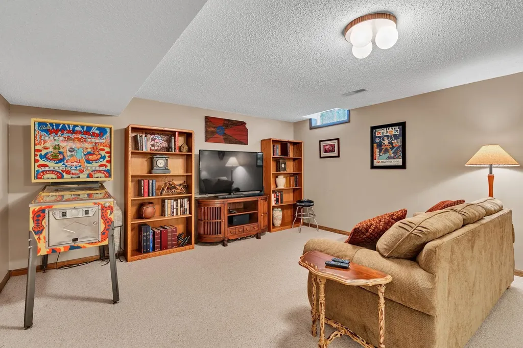 6902 E 14th Street N Wichita KS 67206
