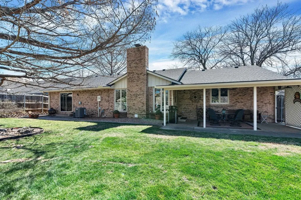 6902 E 14th Street N Wichita KS 67206