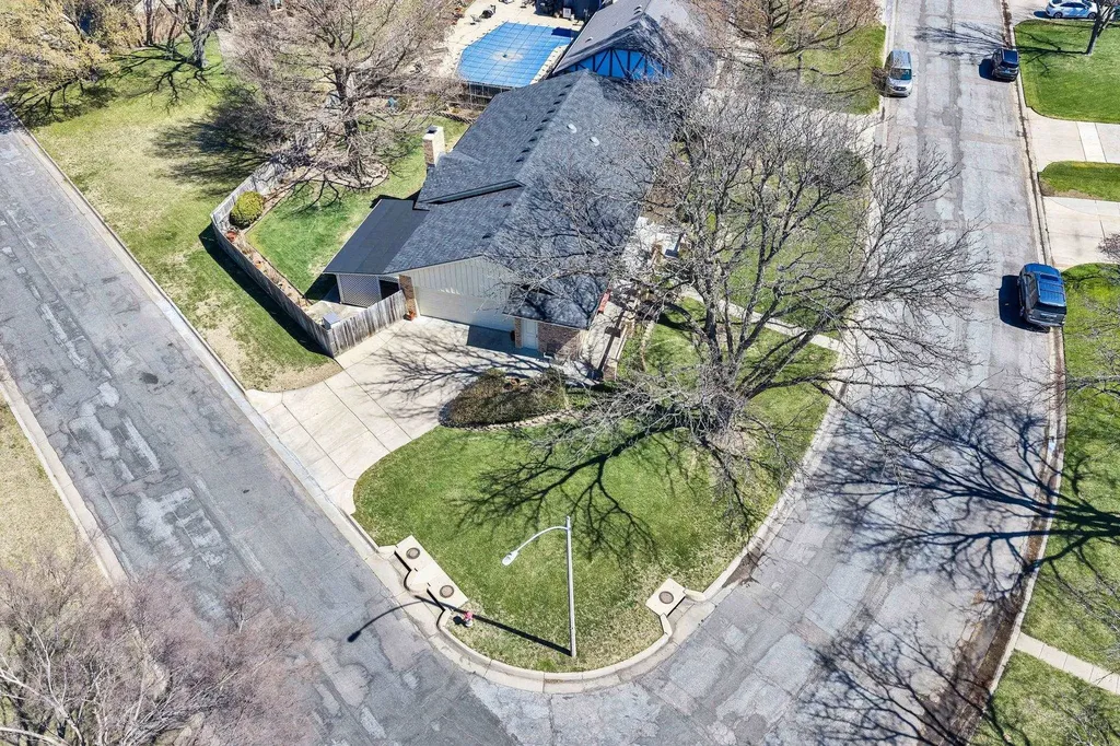 6902 E 14th Street N Wichita KS 67206