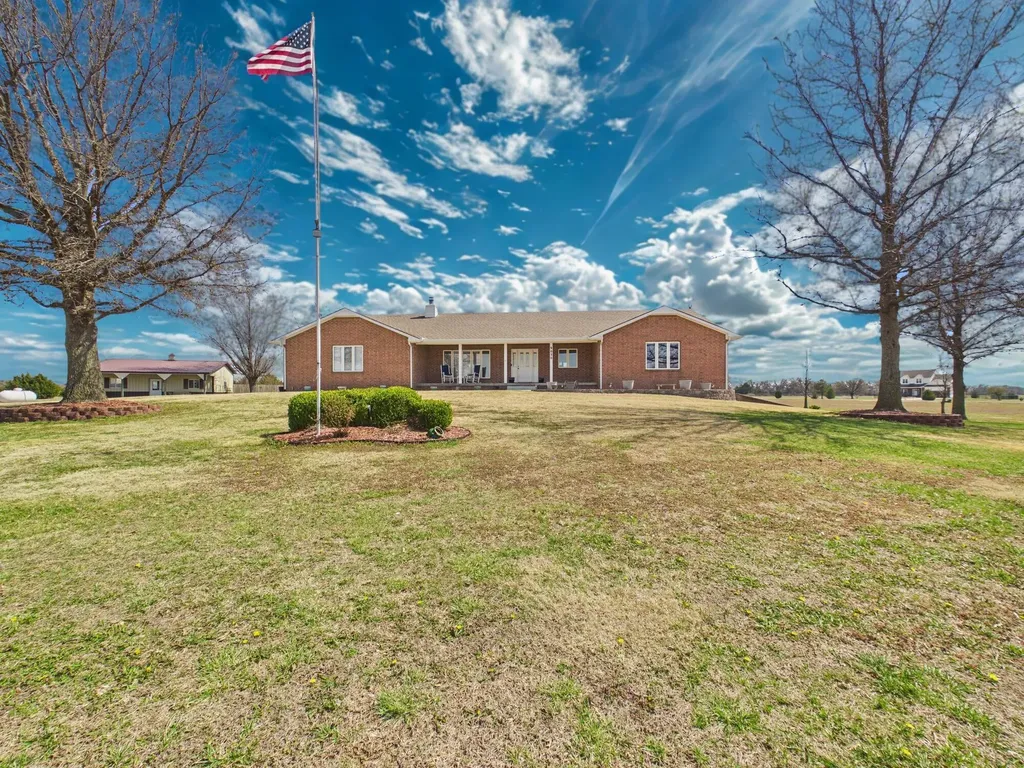 9030 S Posey Court Derby KS 67037