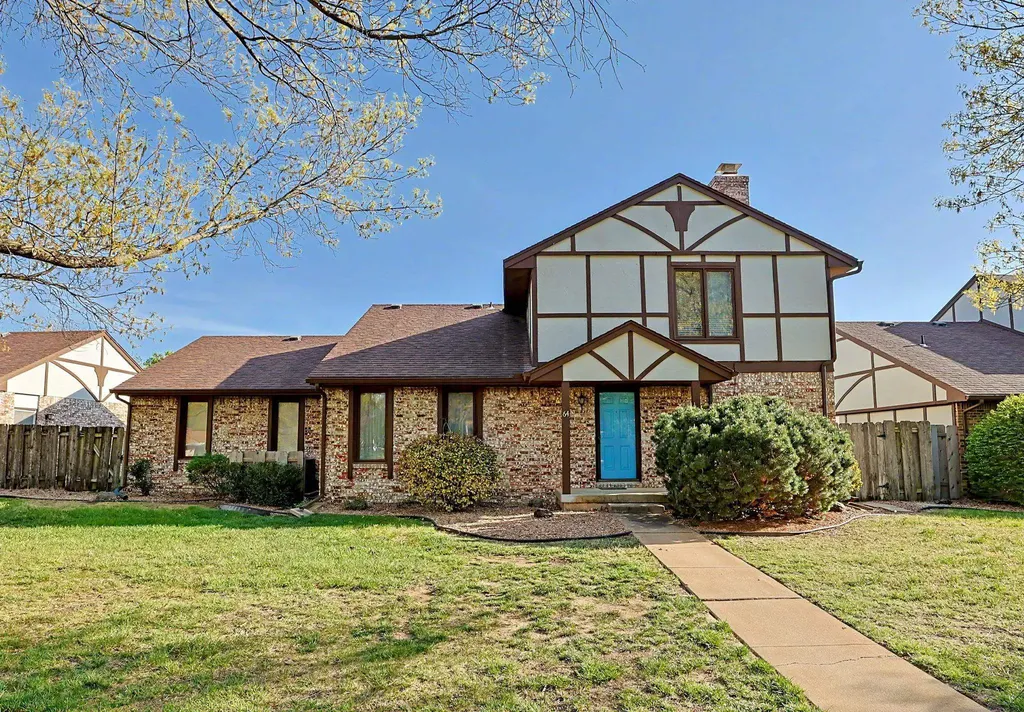 641 N Woodlawn Boulevard Wichita KS 67208