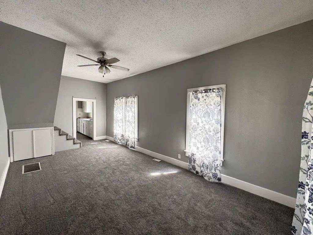 2026 N Arkansas Avenue Wichita KS 67203