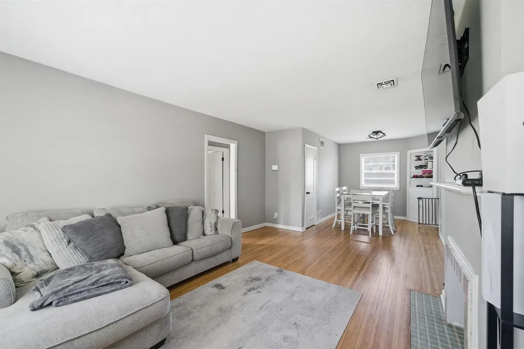 3333 E Bayley Street Wichita KS 67218