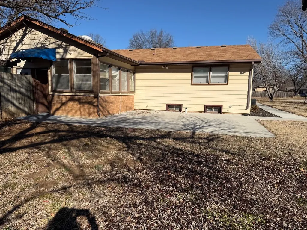 9421 W 16th St No Wichita KS 67212