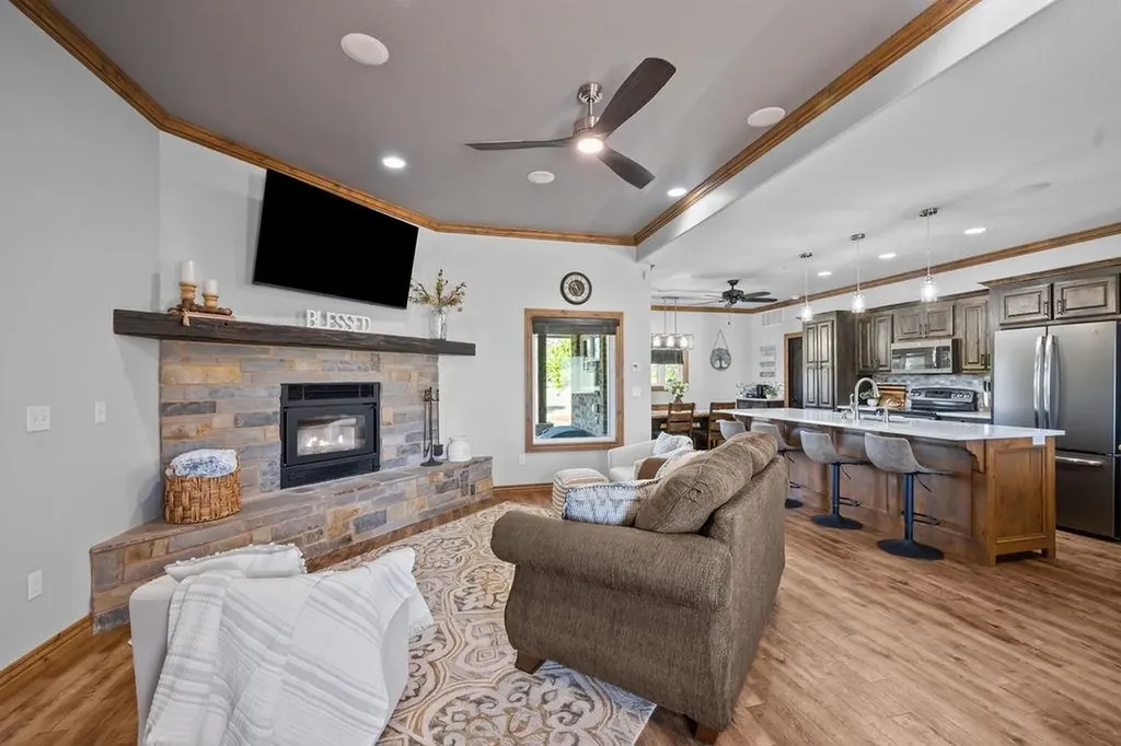 2601 S Brookmeadow Drive Garden Plain KS 67050
