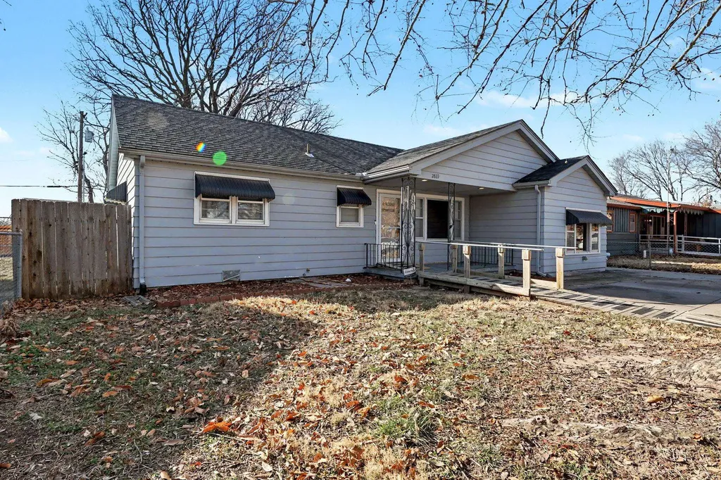 2869 S Mosley Street Wichita KS 67216
