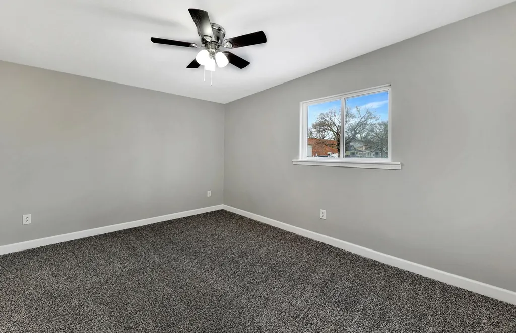 1423 W 1st Street N Wichita KS 67203