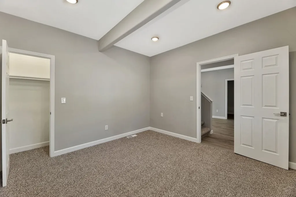 1423 W 1st Street N Wichita KS 67203