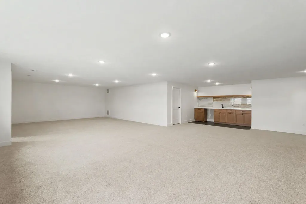 336 N Fielding Street Derby KS 67037