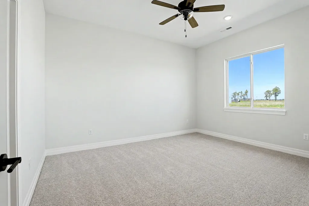 5275 N Eagle Crest Street Colwich KS 67030