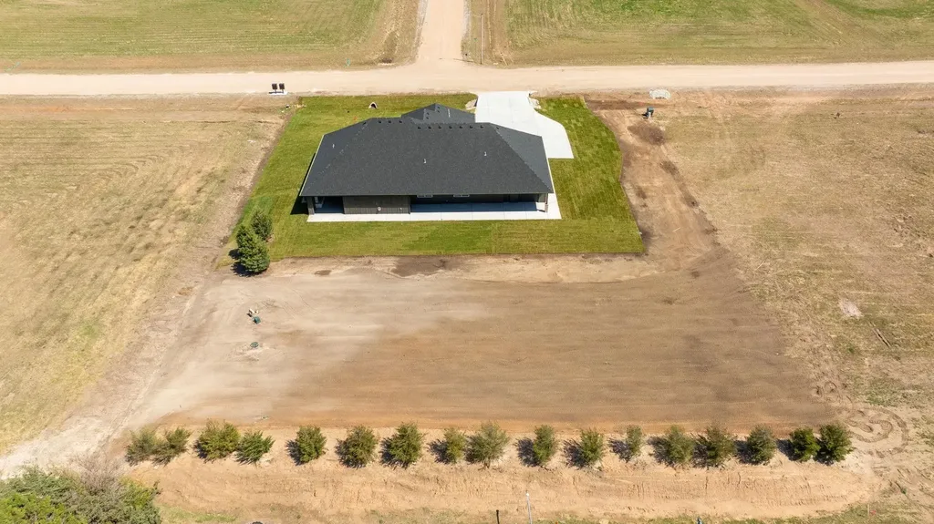 5275 N Eagle Crest Street Colwich KS 67030