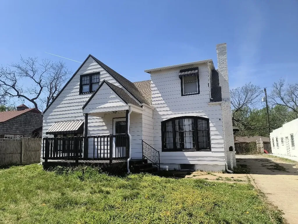 2033 S Oliver Avenue Wichita KS 67218