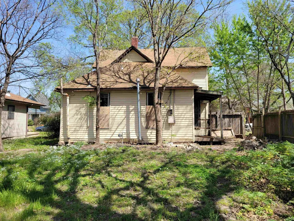 612 N C Street Wellington KS 67152