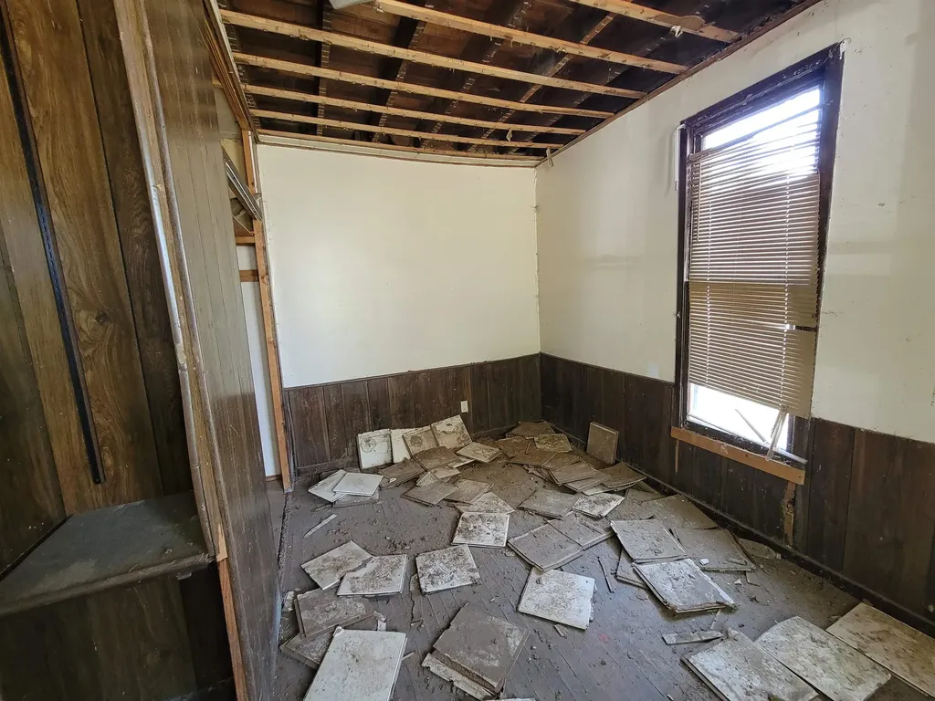 612 N C Street Wellington KS 67152