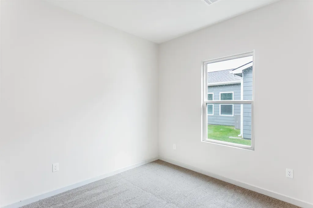 1606 N Topaz Lane Mulvane KS 67110