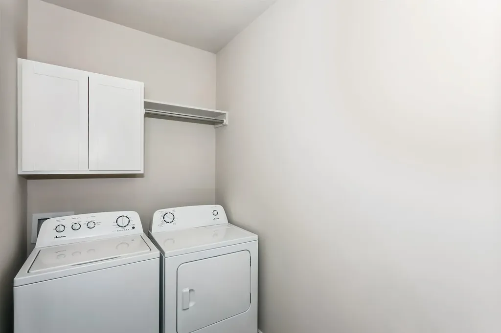 1606 N Topaz Lane Mulvane KS 67110