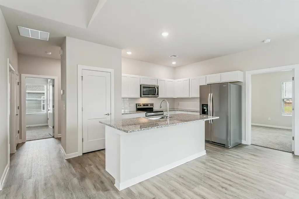 1570 N Emerald Valley Drive Mulvane KS 67110