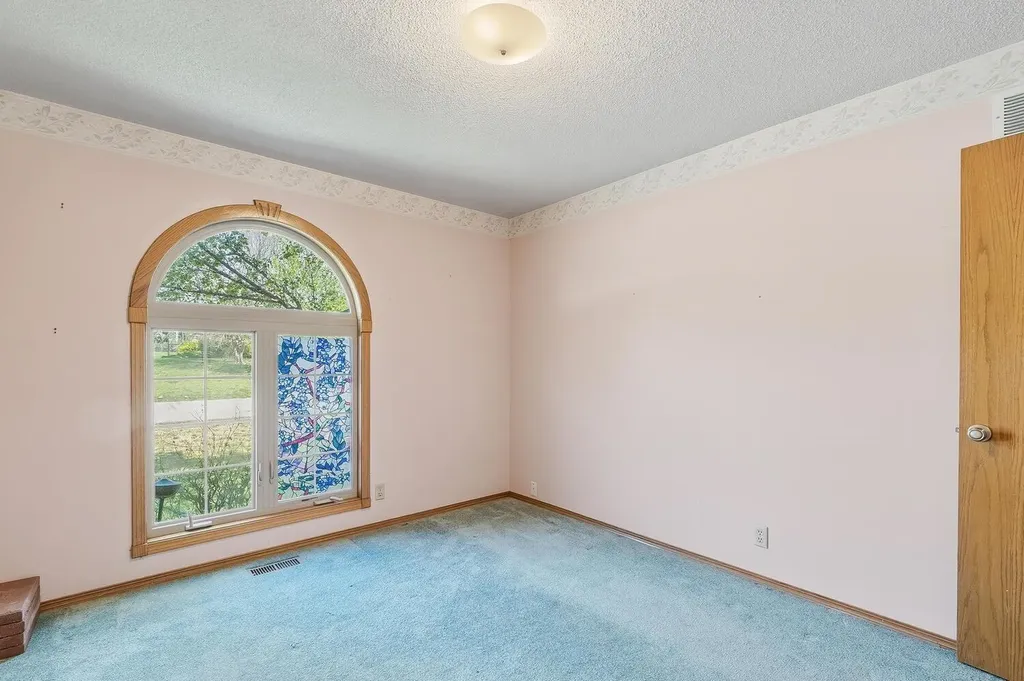 5141 N Newton Circle Park City KS 67219