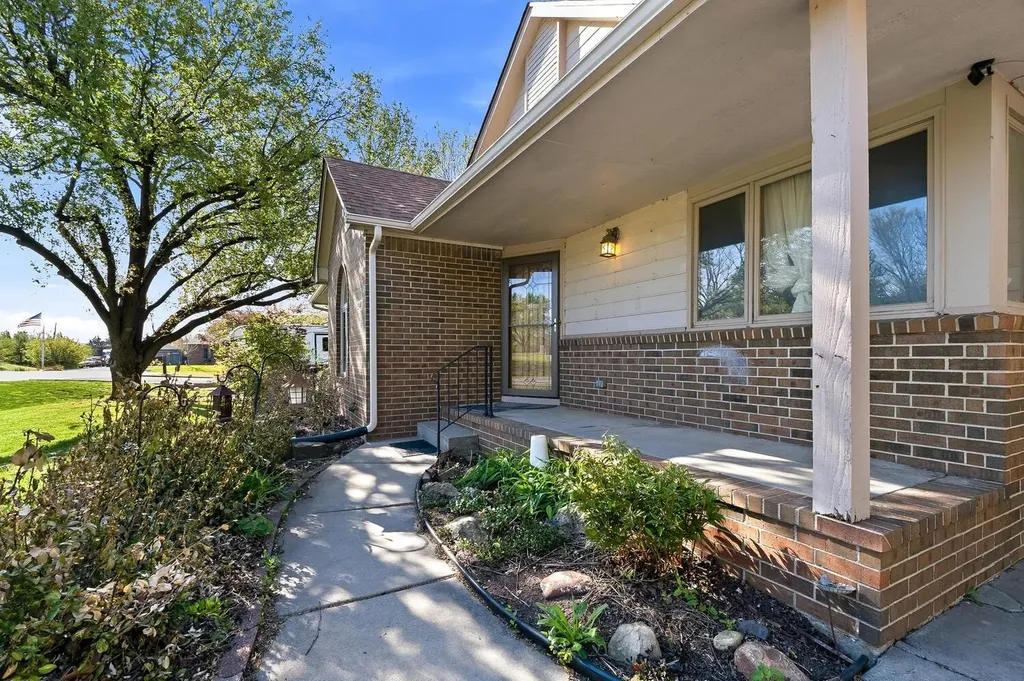5141 N Newton Circle Park City KS 67219