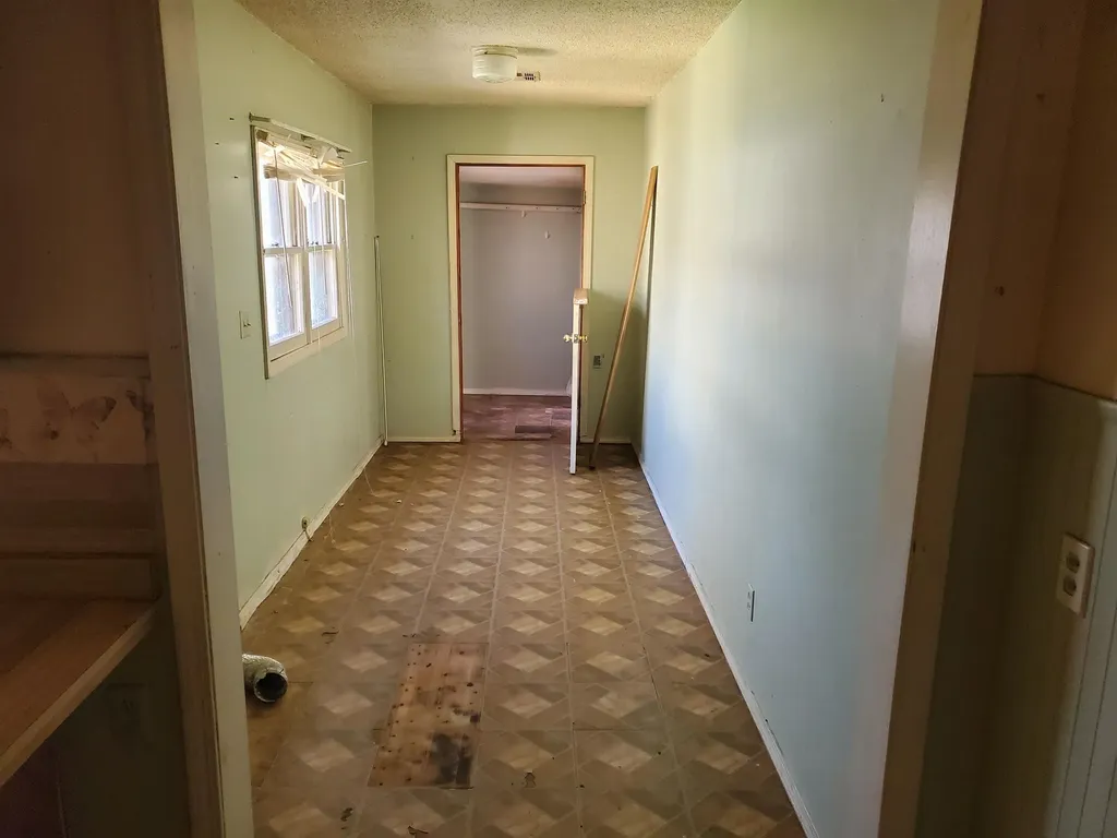 1030 N B Arkansas City KS 67005