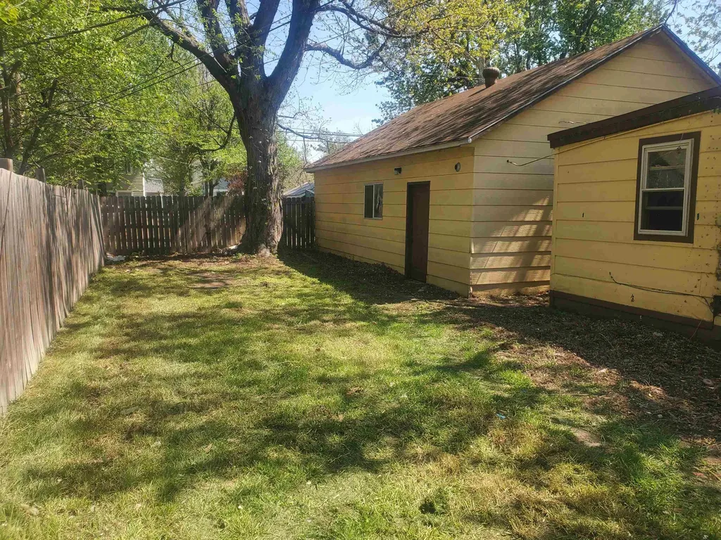 1030 N B Arkansas City KS 67005