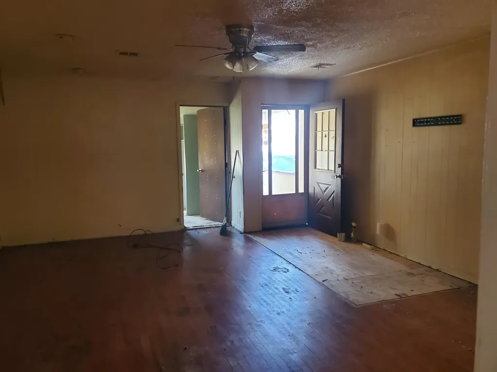 1030 N B Arkansas City KS 67005
