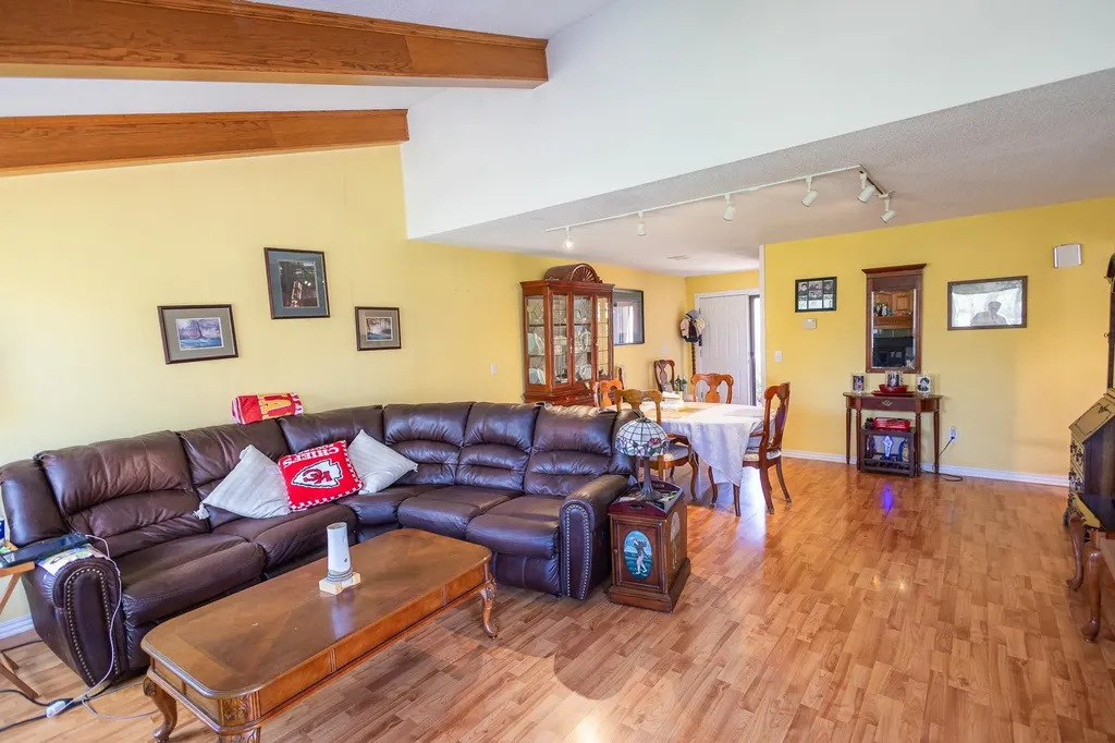 8201 E Harry Street Wichita KS 67207