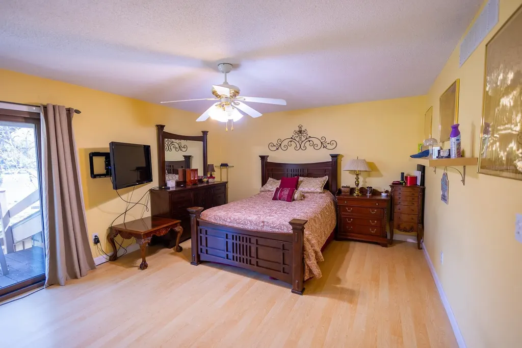 8201 E Harry Street Wichita KS 67207