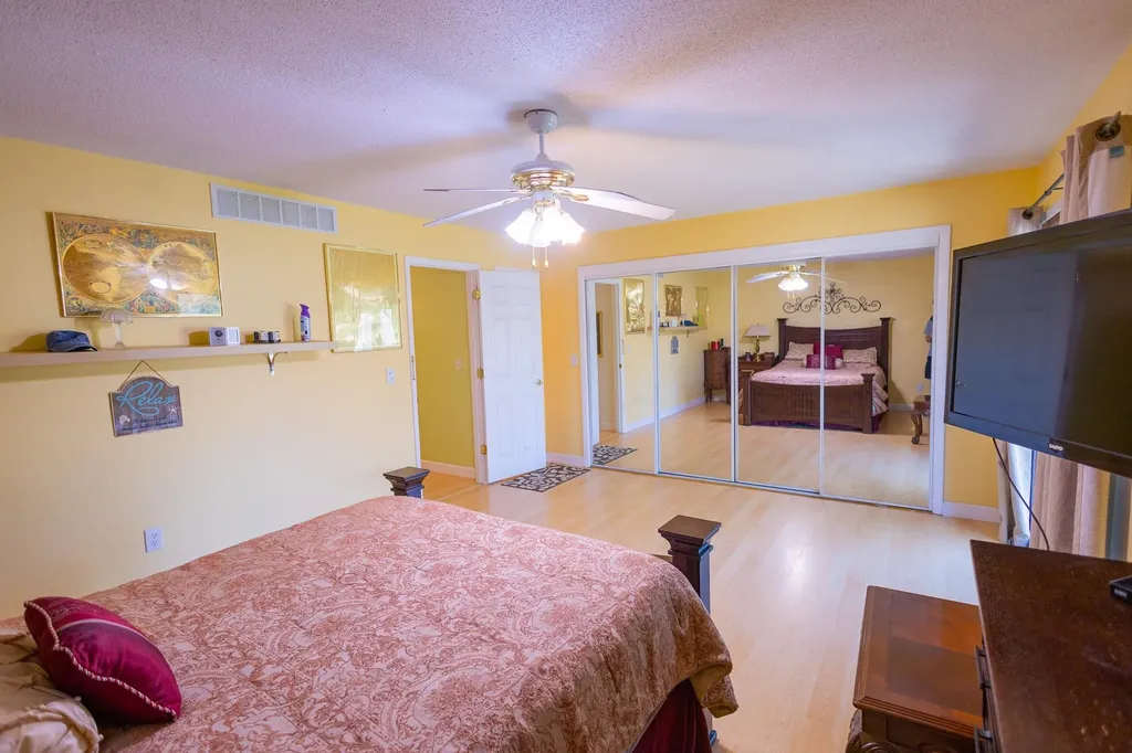 8201 E Harry Street Wichita KS 67207