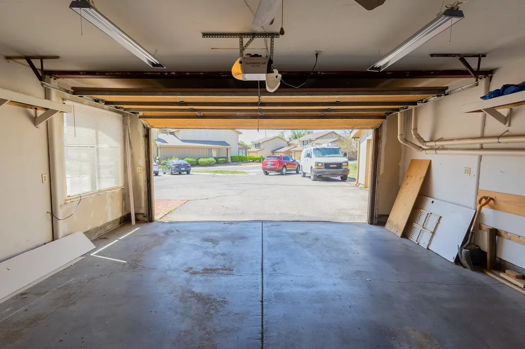 8201 E Harry Street Wichita KS 67207