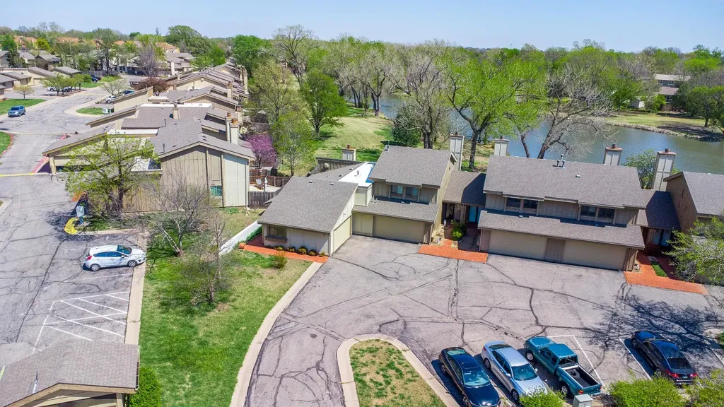 8201 E Harry Street Wichita KS 67207
