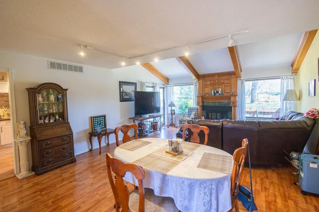 8201 E Harry Street Wichita KS 67207