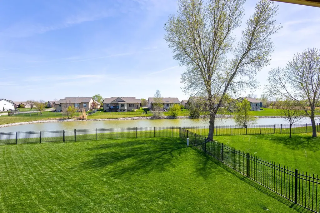 4005 N Lake Ridge Court Wichita KS 67205
