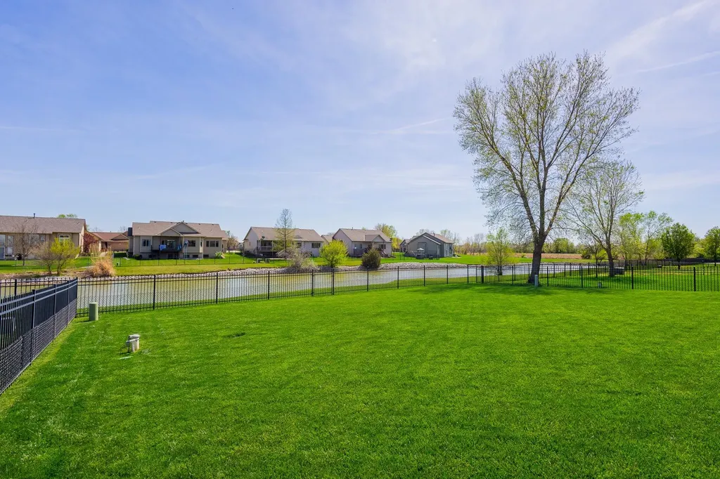 4005 N Lake Ridge Court Wichita KS 67205