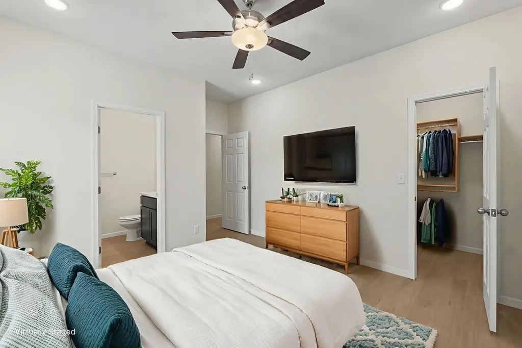 423 S All Halllows Wichita KS 67213