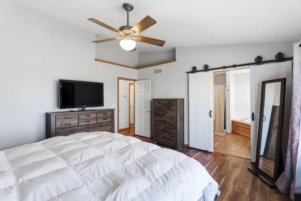 807 N Linden Lane Derby KS 67037