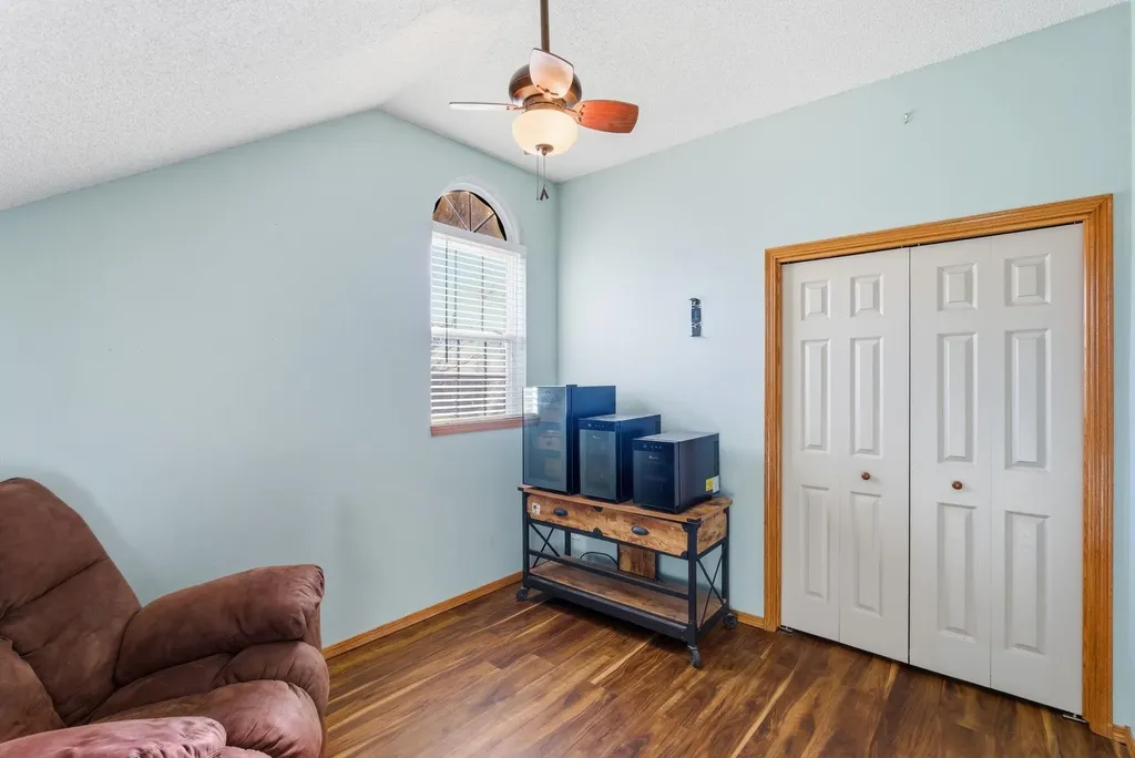 807 N Linden Lane Derby KS 67037